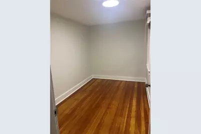 18 Ryan Avenue #2S, Bristol, RI 02809 - Photo 8