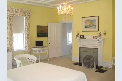 589 Bellevue Avenue, Newport, RI 02840 - Photo 12