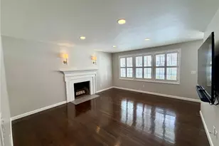 281 Abbott Run Valley Rd, Cumberland, RI 02864 - Photo 6