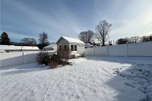 281 Abbott Run Valley Rd, Cumberland, RI 02864 - Photo 20