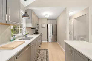 125 Montauk Rd, Narragansett, RI 02882 - Photo 10