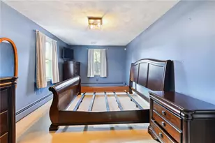 37 Aspen Ct, North Kingstown, RI 02852 - Photo 16