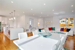 100 Priscilla Dr, Cranston, RI 02921 - Photo 14