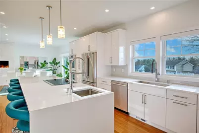 100 Priscilla Drive, Cranston, RI 02921 - Photo 16