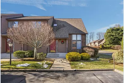 244 Mayfield Avenue #F, Cranston, RI 02920 - Photo 4