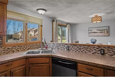 244 Mayfield Avenue #F, Cranston, RI 02920 - Photo 16