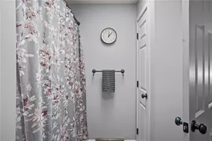 244 Mayfield Ave, Cranston, RI 02920 - Photo 28