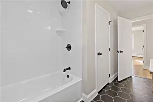 54 Doris Ave, Tiverton, RI 02878 - Photo 18