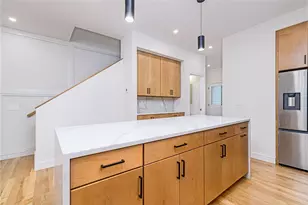 12 Daggett Ct, Providence, RI 02906 - Photo 16