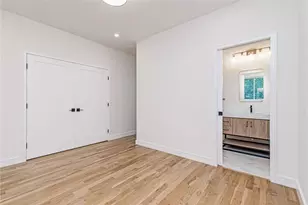 12 Daggett Ct, Providence, RI 02906 - Photo 32