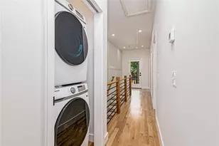 12 Daggett Ct, Providence, RI 02906 - Photo 30