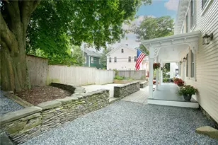 43 Farewell St, Newport, RI 02840 - Photo 20