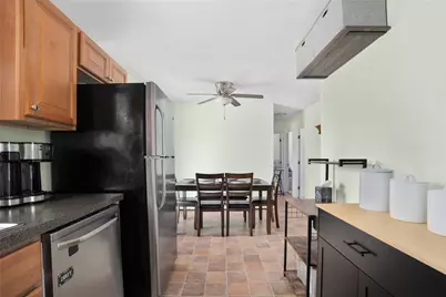 37 Washington Street, North Providence, RI 02904 - Photo 12