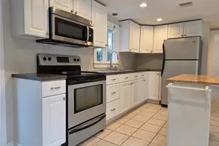 78 Nautilus St, Jamestown, RI 02835 - Photo 10