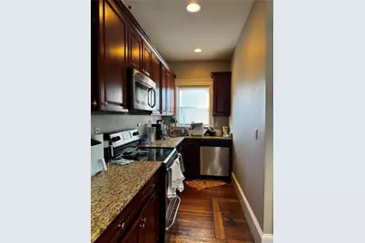 162 Oakland Avenue, Providence, RI 02908 - Photo 4