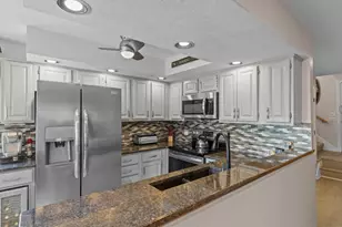 72 Hilltop Dr, North Providence, RI 02904 - Photo 8