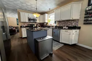 115 Regina Dr, West Greenwich, RI 02817 - Photo 4