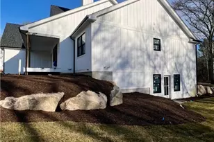 40 Red Maple Dr, Charlestown, RI 02813 - Photo 6