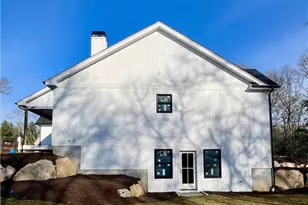 40 Red Maple Dr, Charlestown, RI 02813 - Photo 2
