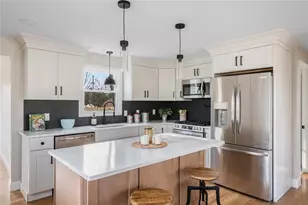 137 Bayview Ave, North Kingstown, RI 02852 - Photo 6