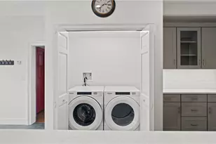 25 Post Rd, Warwick, RI 02888 - Photo 20