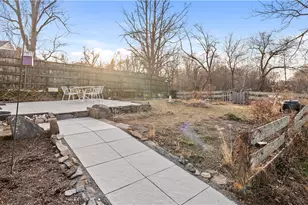 25 Post Rd, Warwick, RI 02888 - Photo 40