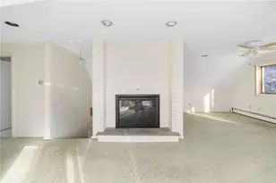 40 Kristen Ct, Warwick, RI 02888 - Photo 30