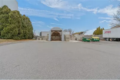 1960 E Main Road Road, Portsmouth, RI 02871 - Photo 12