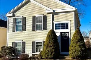 31 Stoney View Dr, Cumberland, RI 02864 - Photo 1