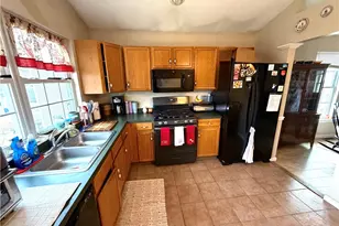 31 Stoney View Dr, Cumberland, RI 02864 - Photo 8