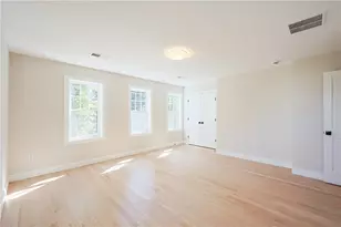 1808 Kingstown Rd, South Kingstown, RI 02879 - Photo 10