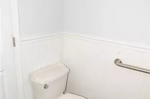 119 Edgeworth Ave, Providence, RI 02904 - Photo 24