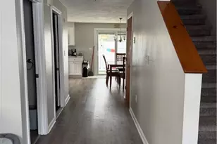 29 Matson Ave, Providence, RI 02909 - Photo 2