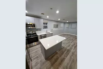 119 Oakland Avenue, Providence, RI 02908 - Photo 2