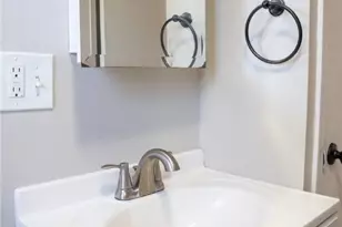 24 Howard Ave, North Providence, RI 02911 - Photo 20