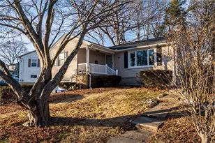 24 Howard Ave, North Providence, RI 02911 - Photo 2