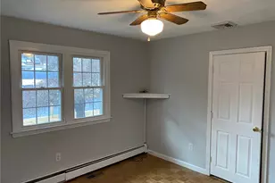 31 Washington St, North Providence, RI 02904 - Photo 28