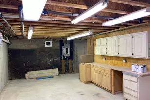 31 Washington St, North Providence, RI 02904 - Photo 34