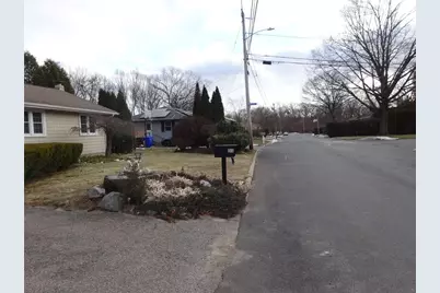 31 Washington Street, North Providence, RI 02904 - Photo 42