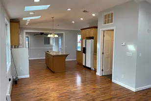 31 Washington St, North Providence, RI 02904 - Photo 10