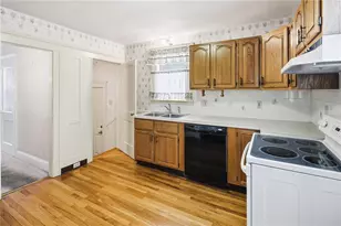 124 Ferris Ave, East Providence, RI 02916 - Photo 10