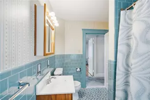 124 Ferris Ave, East Providence, RI 02916 - Photo 32