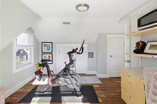 15 Vaughan Ave, Newport, RI 02840 - Photo 28