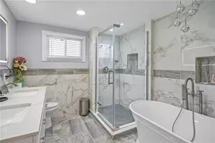 366 Woodbine St, Cranston, RI 02910 - Photo 22