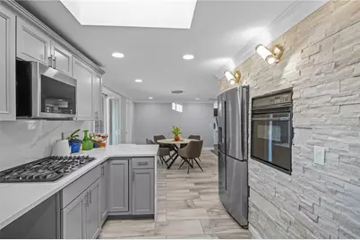 366 Woodbine Street, Cranston, RI 02910 - Photo 16