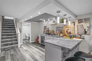 366 Woodbine St, Cranston, RI 02910 - Photo 38