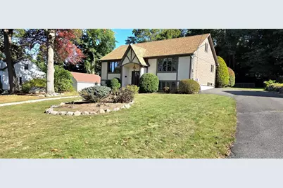 22 Grove Avenue Avenue, North Providence, RI 02911 - Photo 1