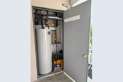 31 Devereux Avenue #101, Providence, RI 02909 - Photo 22