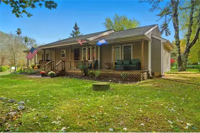 804 Waites Corner Road, South Kingstown, RI 02892 - Photo 2