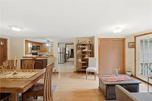 804 Waites Corner Rd, South Kingstown, RI 02892 - Photo 16